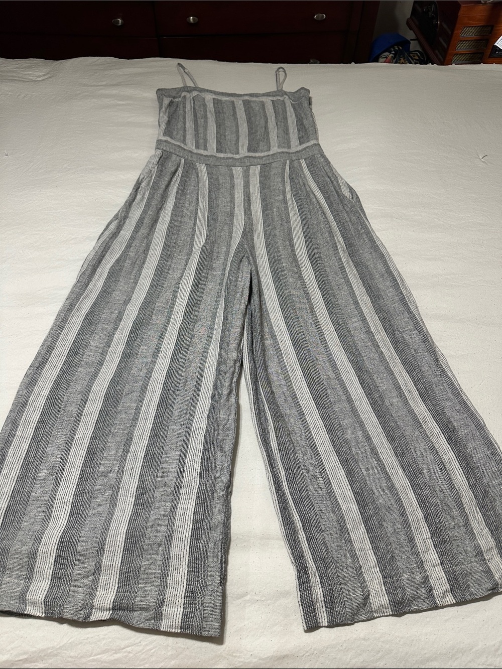 Susina Gray and White Striped Wide-Leg Jumpsuit